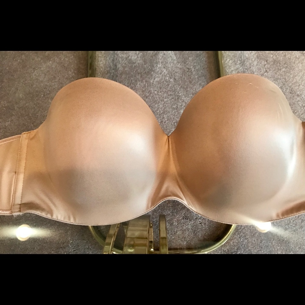 Warner’s Strapless Convertible Bra (NWOT!)